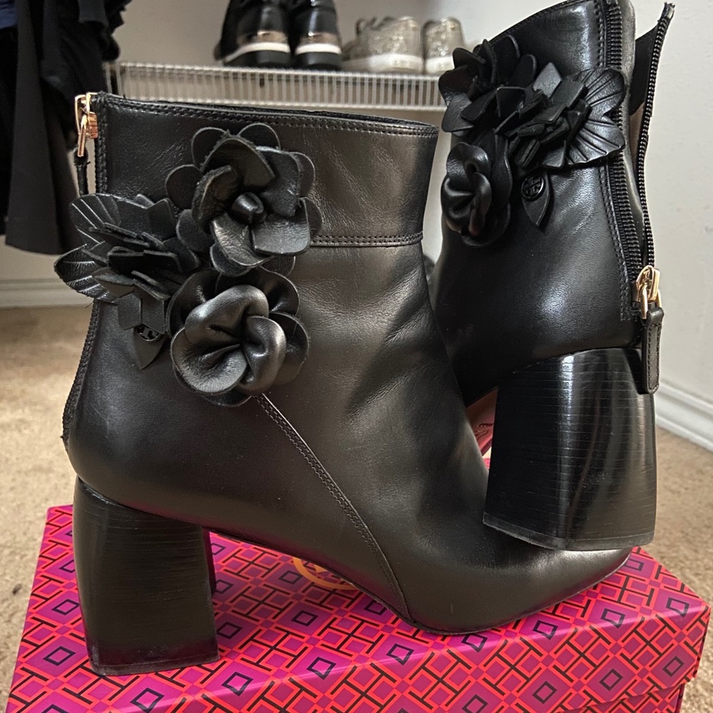 Tory Burch Blossom Flowers Boots